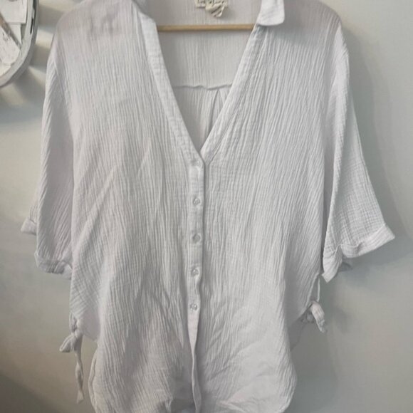 Lost in Lunar Dover top - Picture 6 of 9